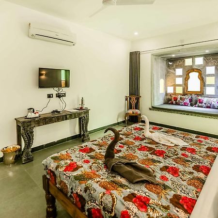 우다이푸르 The Neem Tree B&B 외부 사진