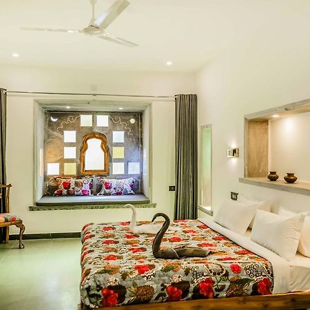 우다이푸르 The Neem Tree B&B 외부 사진